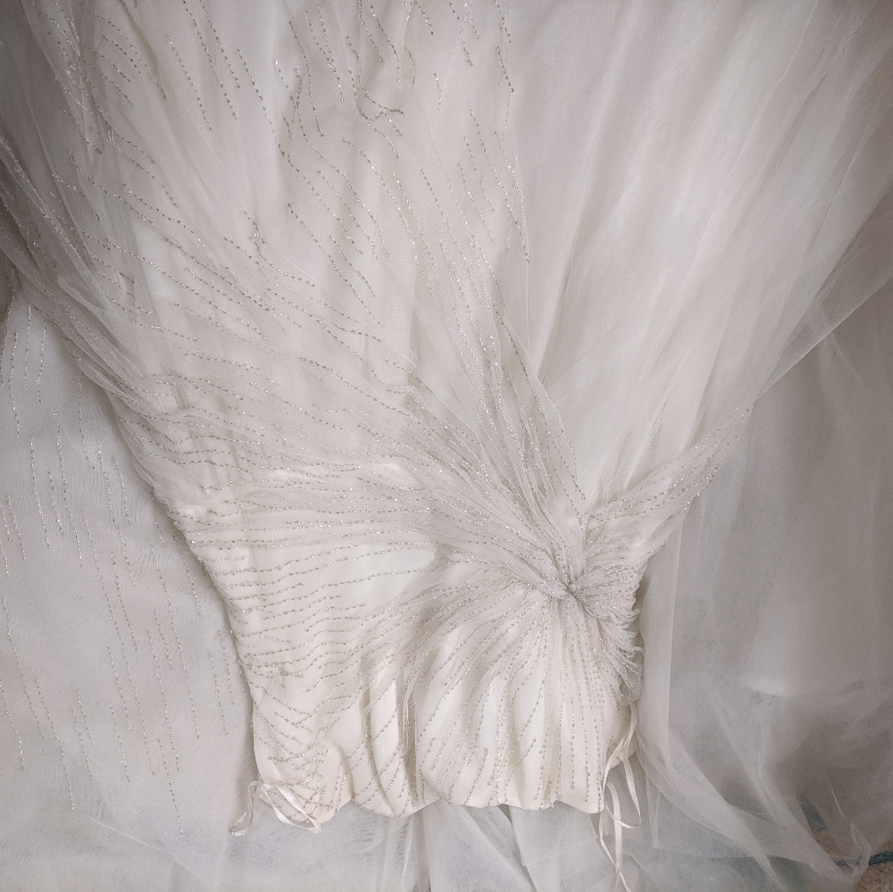 Wedding dress